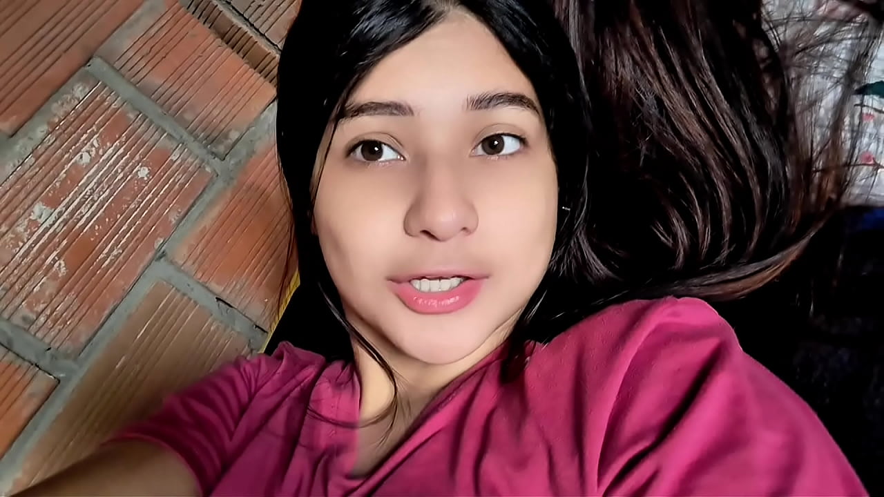 Amigos de verdad se follan a mi mujer por el culo
