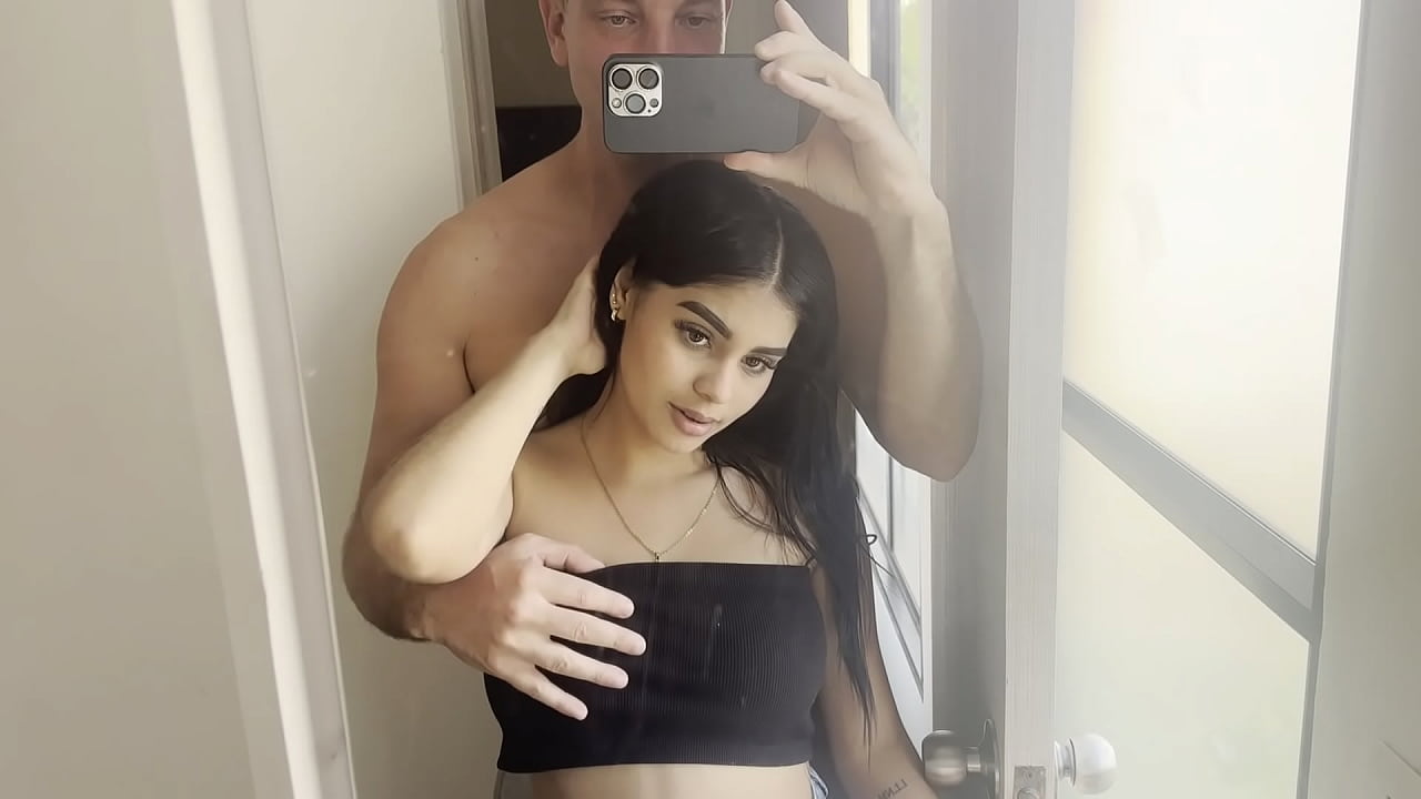 Mi novia tetona y yo hacemos un vídeo.