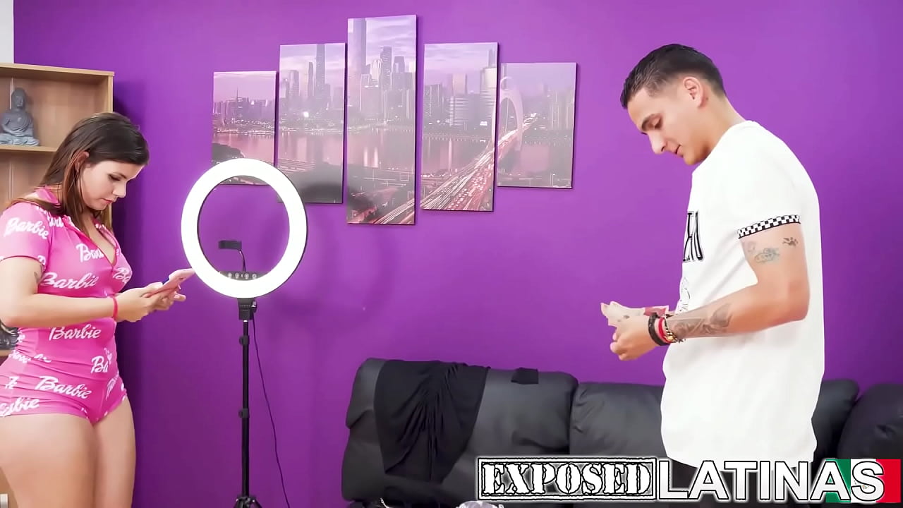 Horny latina teen model seduces the delivery guy